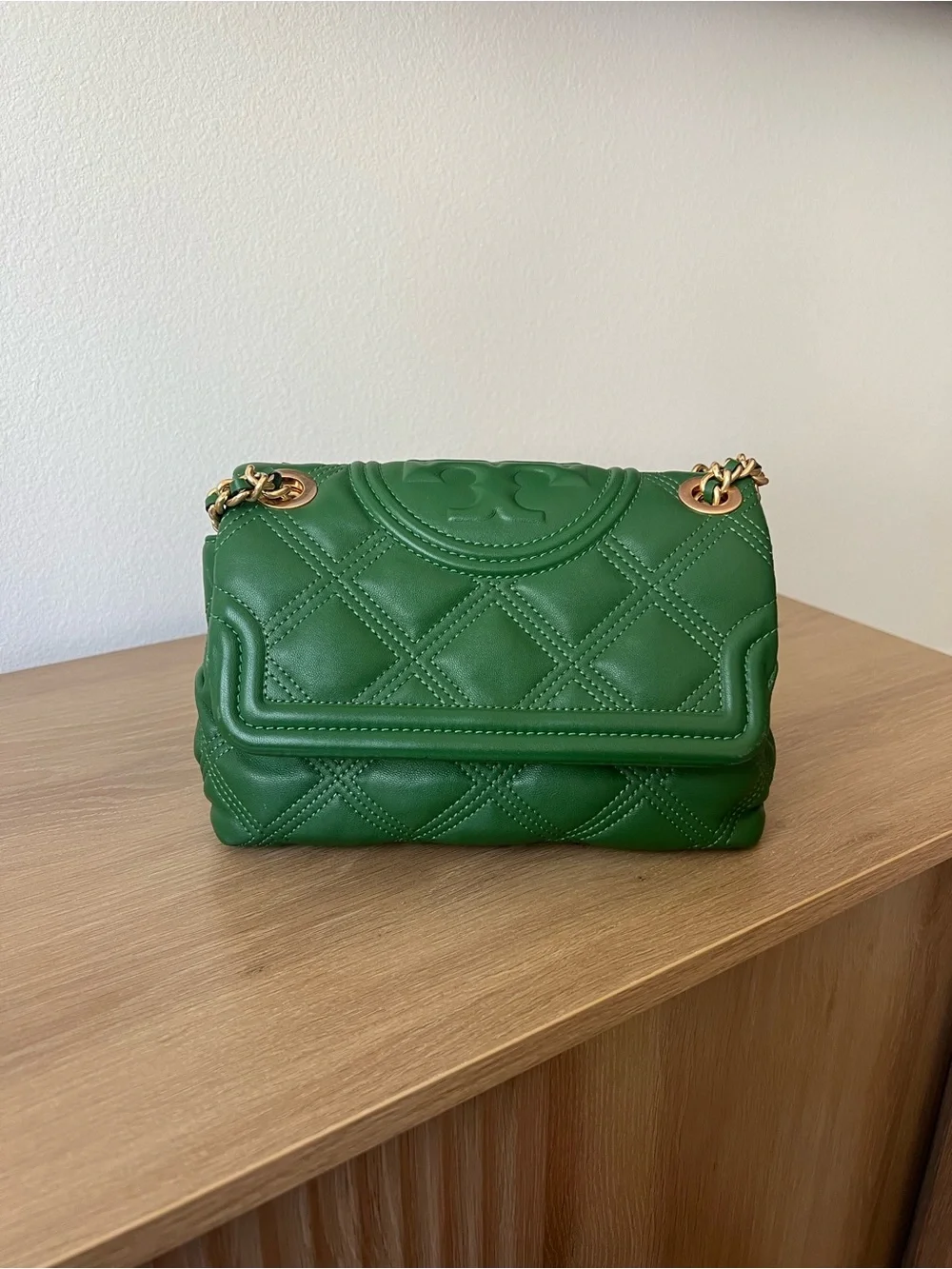 Tory Burch Green Quilted Crossbody with Gold Chain - Fleming Arugula SMALL
